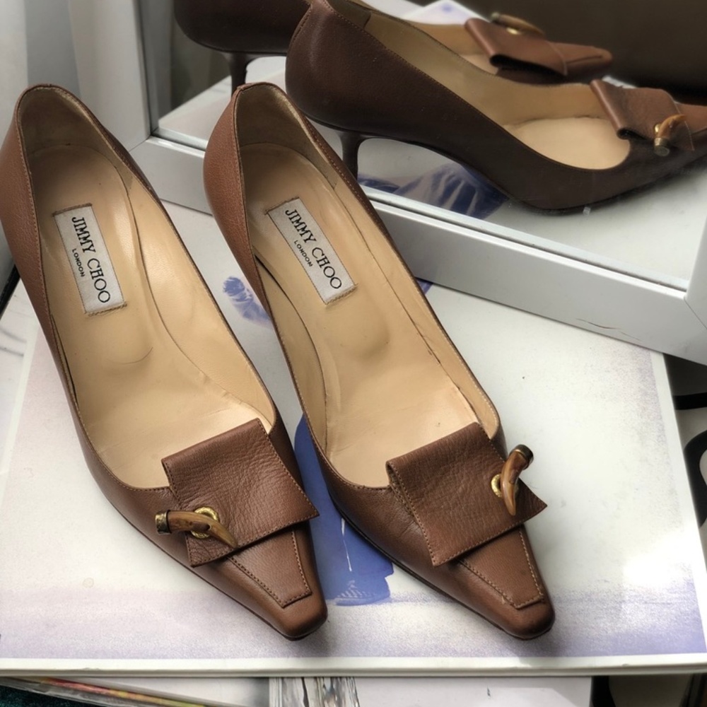Tan Leather Vintage Jimmy Choo Pumps Size 39 ✨